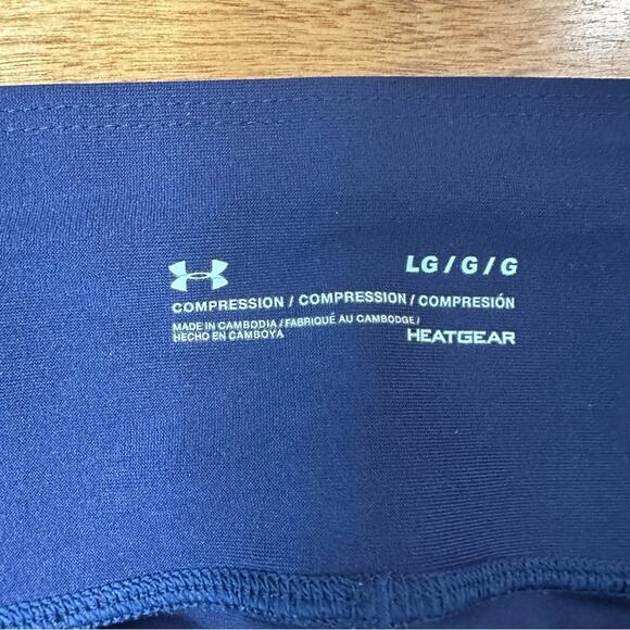 Under Armour Navy Blue Compression Athletic Leggings Women’s Large L Pockets EUC - Picture 3 of 7